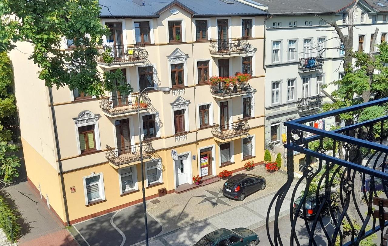 Apartament Black Sea 2 Rooms - Pokoje Swinoujscie Exterior foto